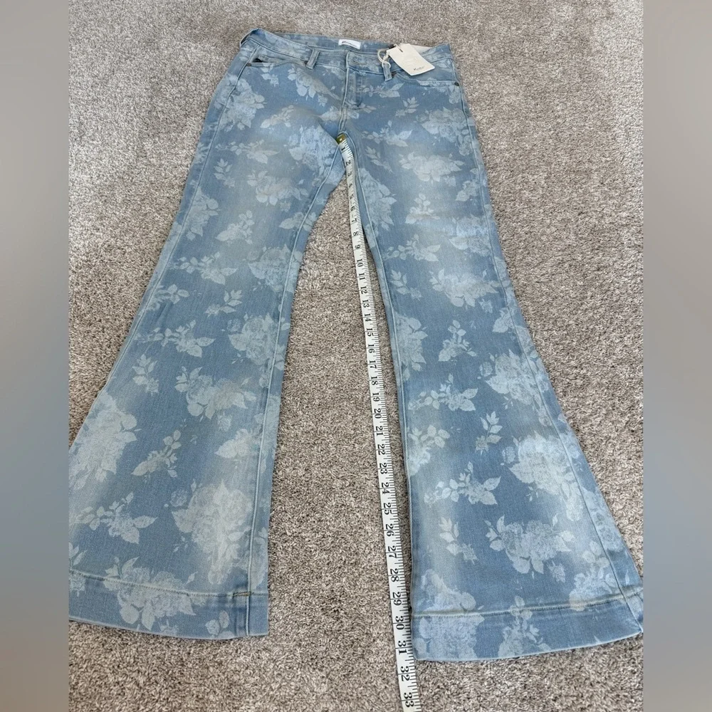 NWT - KanCan Faded Floral Flare Jeans - 9/28 - Picture 5 of 9